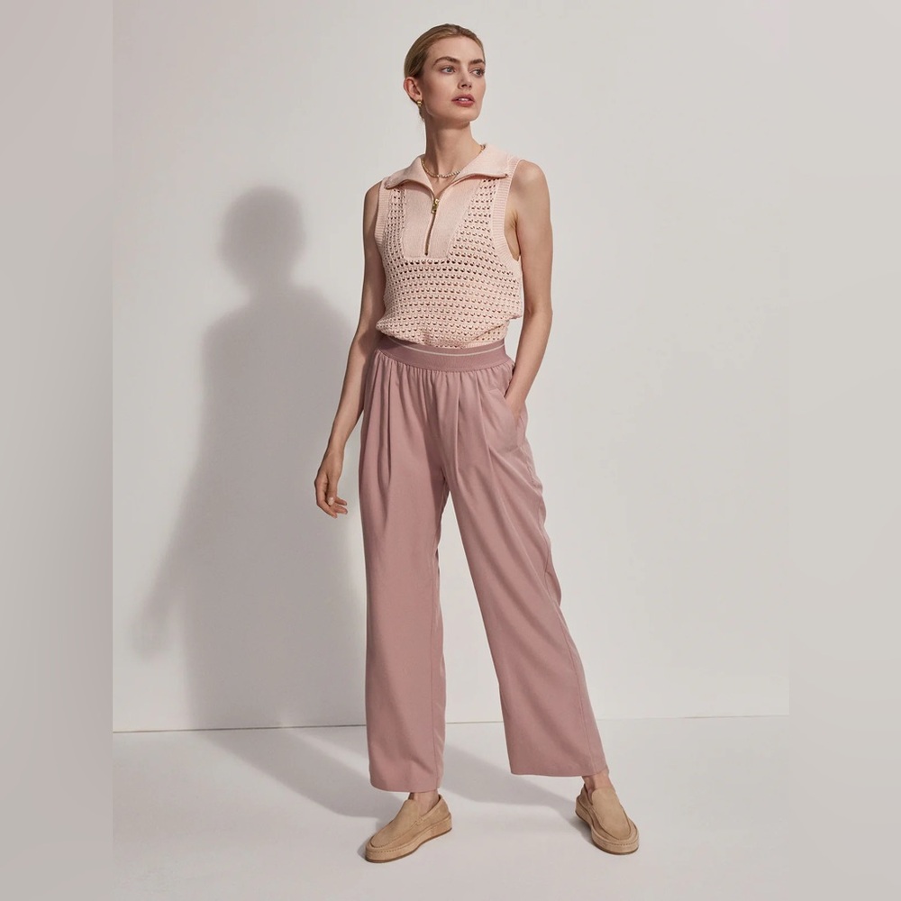 🍁FALL SALE 🍂 Make an offer!! 
Varley Riggs Loose fit pants - size small